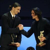 edinson-cavani-resmi-jadi-pemain-psg