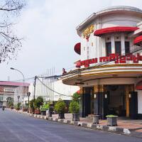 bioskop-pertama-di-indonesia-kini-jadi-tempat-karaoke-dangdut