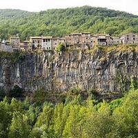 10-kota-indah-diatas-tebing