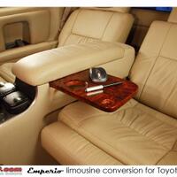 keren-toyota-kijang-inova-di-modif-indian-limoshine