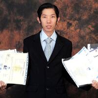 raih-19-gelar-sarjana-dalam-13-tahun-welin-ambil-program-s1-lagi