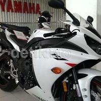 sabi-gan-siap-siap-4-moge-yamaha-meluncur-akhir-2013