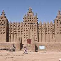 subhanallah-masjid-agung-di-afrika-ini-terbuat-dari-lumpur