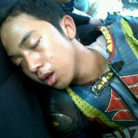 pose-temen2-ane-waktu-tidur-gandijamin-ngakak