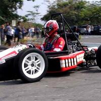 mobil-formula-ugm-akan-bertanding-di-jepang