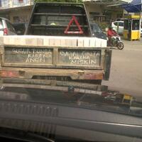 kalimat-kalimat-mutiara-kocak-pada-truk-trailer-angkot-pelampiasan-para-supir