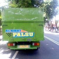 kalimat-kalimat-mutiara-kocak-pada-truk-trailer-angkot-pelampiasan-para-supir