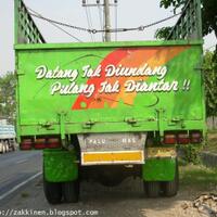 kalimat-kalimat-mutiara-kocak-pada-truk-trailer-angkot-pelampiasan-para-supir