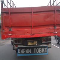 kalimat-kalimat-mutiara-kocak-pada-truk-trailer-angkot-pelampiasan-para-supir