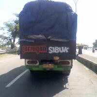 kalimat-kalimat-mutiara-kocak-pada-truk-trailer-angkot-pelampiasan-para-supir