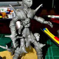 action-figures--statue-lokal-made