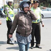 bukan-karena-bosen-mudik-istri-ketinggalan-di-warung