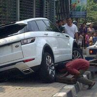 luar-biasa---hanya-di-jepang-ikan-koi-bisa-hidup-di-got-kapan-indonesia-bisa