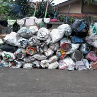 komunitas-sesama-dan-pemula-usaha-daur-ulang-limbah-plastik