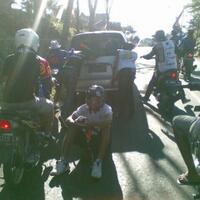 konvoi-supporter-arema-ngawur