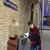 peron-9-3-4-harry-potter-sungguhan-ada-di-london