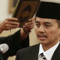 lupa-lirik-indonesia-raya-roy-suryo-minta-maaf