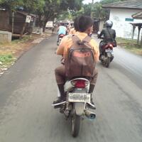 kelakuan-anak-kecil-bermotor-di-jalanan