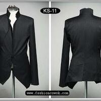 share-mock-up-template-kaos-t-shirt