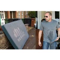 10-selebriti-berbusana-seperti-kasur-bekas-wow