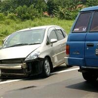 yang-suka-lewat-bahu-jalan-di-tol-otak-lu-di-dengkul