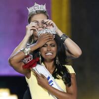 pemenang-miss-america-2014-dibully-di-media-sosial