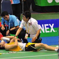 pebulutangkis-malaysia-pingsan-ketika-bertanding-lawan-indonesia