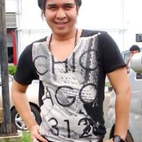 penelitian-pria-ber-kaos-polos-lebih-tampan-12-persen