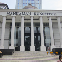 wakil-tuhan-di-negara-ini-melanggar-hukum-gan