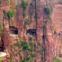 10-jalan-paling-berbahaya-di-dunia