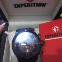 expedition-e6381m-black-red