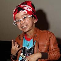 gan-ane-ngefans-banget-sama-bocah-ini--pengen-banget-ketemu-d