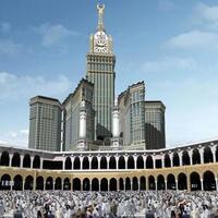 makkah-clock-royal-towerjam-terbesar-dan-tertinggi-di-dunia