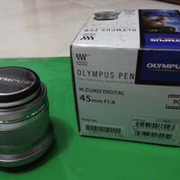 olympus-mzuiko-digital-45mm-f18--olympus-electronic-view-finder-vf-2--bonus-bonus