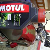 penggunaan-oli-mobil-pcmo-hdeo-untuk-motor