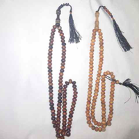 share-tasbih-dalam-sudut-pandang-supranatural