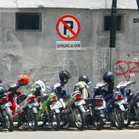 delapan-aturan-tumpul-di-indonesia