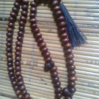 share-tasbih-dalam-sudut-pandang-supranatural