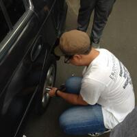 cara-bantuin-temen-ganti-ban-mobil