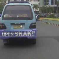 ciri-khas-kalo-naik-angkot-di-indonesia