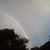 penampakan-pelangi-bertumpuk-di-jogja