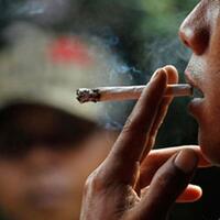 kebiasaan-kotor-pedagang-makanan-kaki-lima--menurut-penilaian-ane