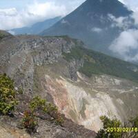10-gunung-tertinggi-di-indonesia