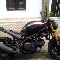 Ducati Monster 400 2001