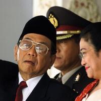 gus-dur---semua-presiden-ri-kkn