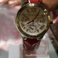 ask-jam-tangan-merk-michael-kors