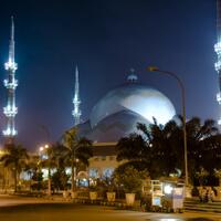10-masjid-paling-indah-dan-termegah-di-indonesia