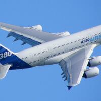 adu-2-titanic-versi-udara-airbus-a380-versus-boeng-747-8i