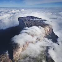 7-gunung-paling-menakjubkan-dengan-puncaknya-yang-datar