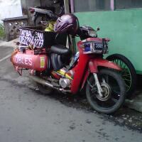 penampakan-tukang-tambal-ban-yang-kreatif